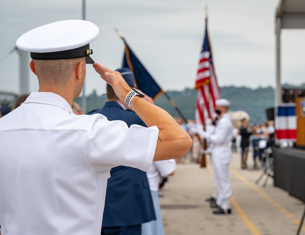 SECNAV Attends Commissioning Commemoration for USS Vermont (SSN 792)