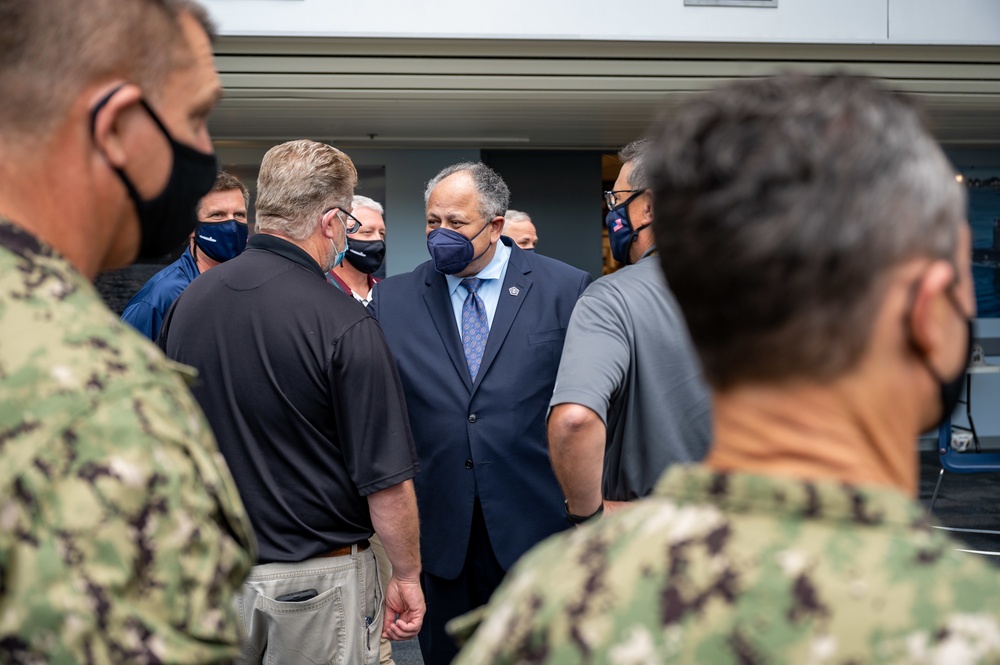 SECNAV Del Toro Visits General Dynamics Electric Boat