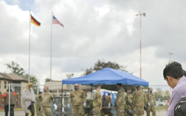 Red Cross Helps Evacuees At Ramstein