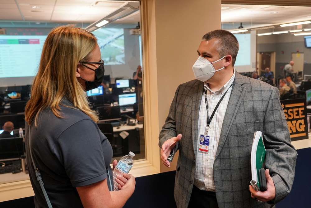 FEMA Administrator Visits Tennessee Emergency Operations Center