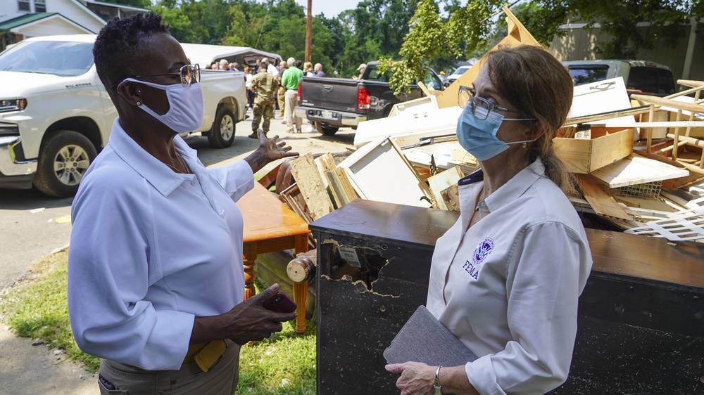 FEMA FCO and Region 4 Administrator In Flooded Area