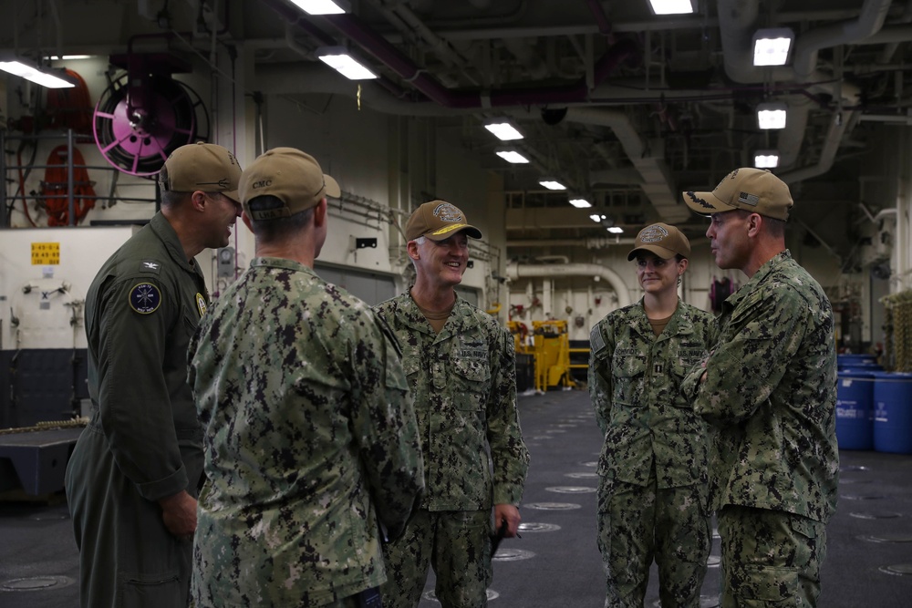 DVIDS - Images - ESG3 Speaks with USS Tripoli Leadership [Image 1 of 2]