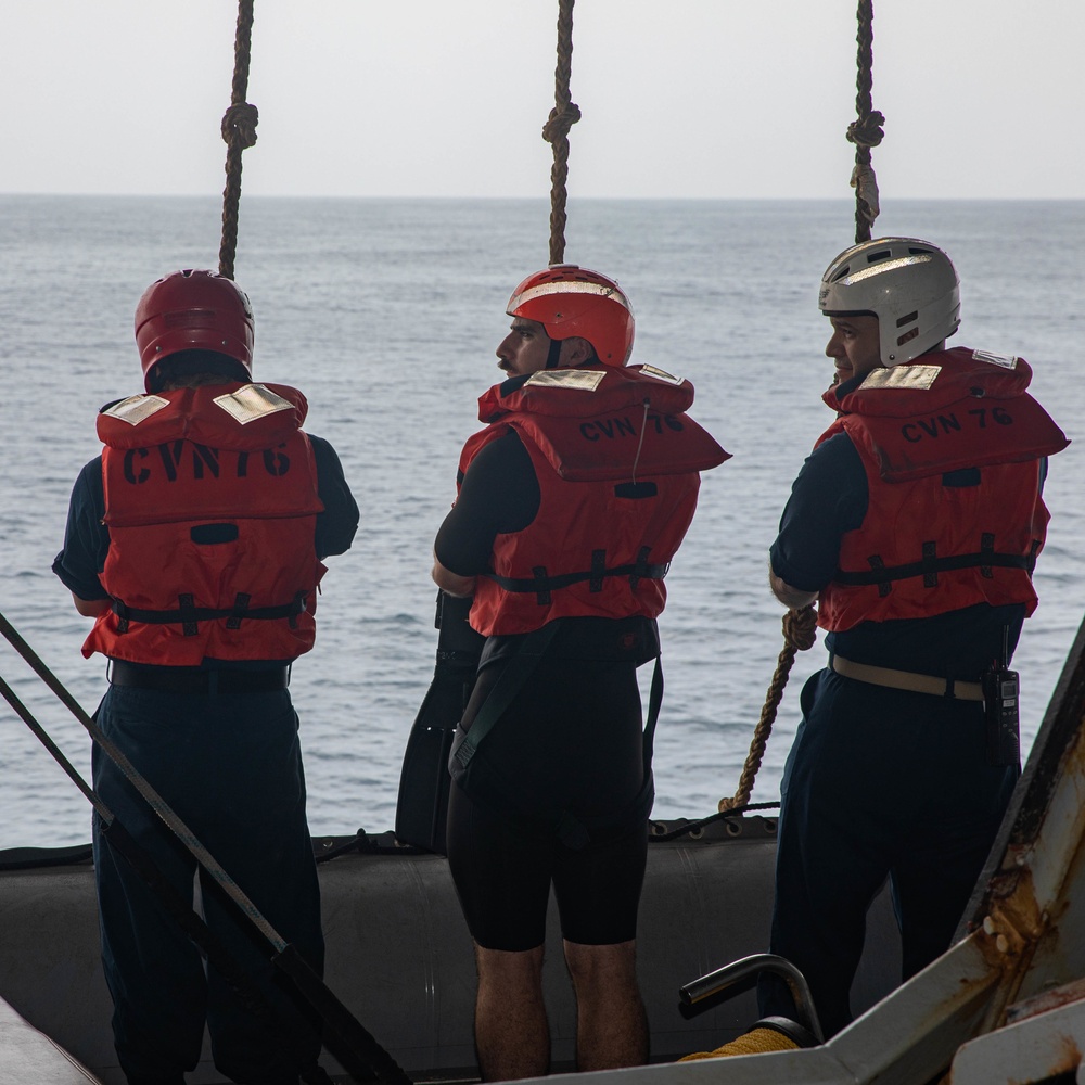 USS Ronald Reagan (CVN 76) Small Boat Operations