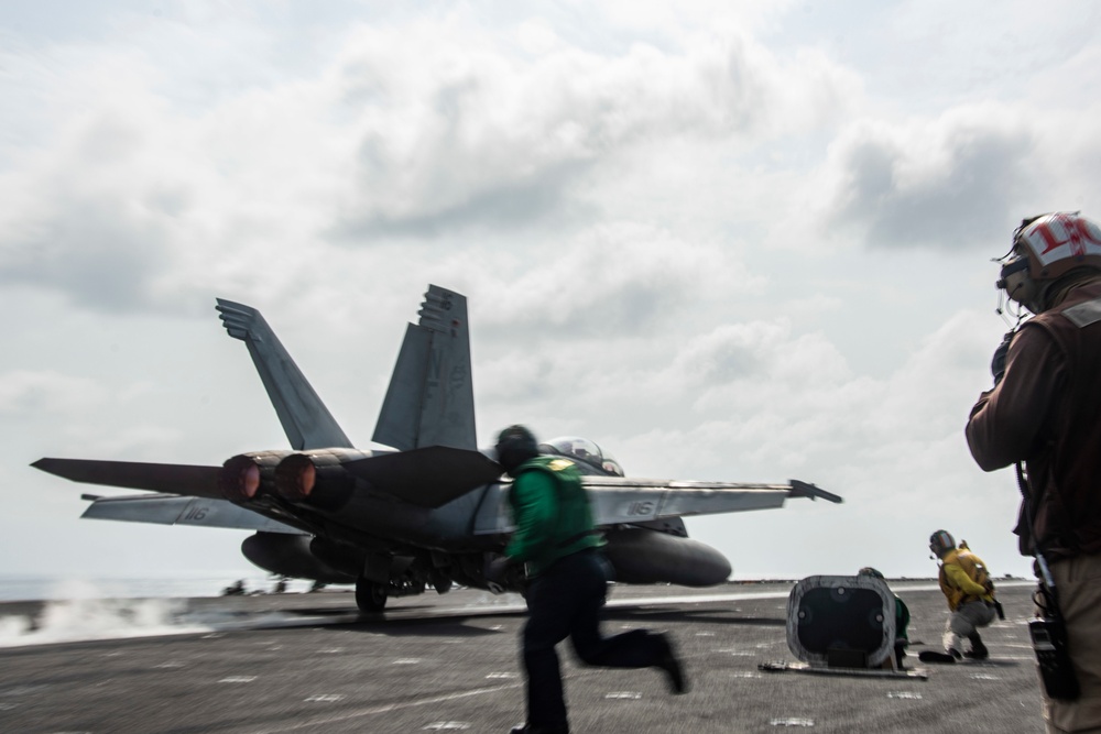 USS Ronald Reagan (CVN 76) Flight Operations