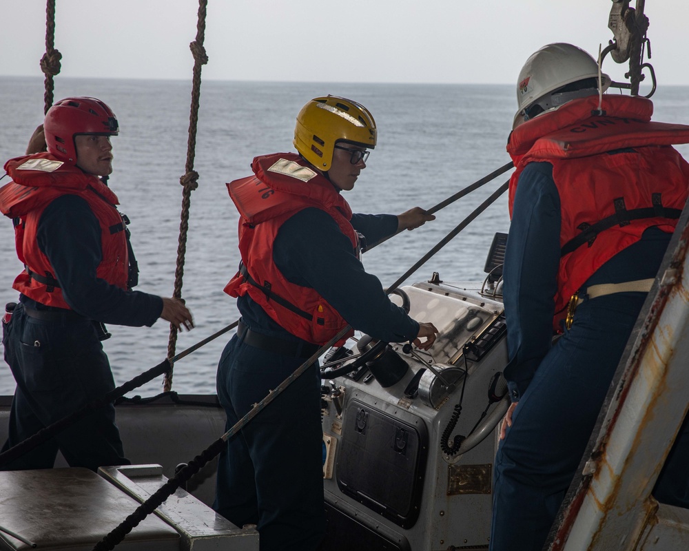 USS Ronald Reagan (CVN 76) Small Boat Operations
