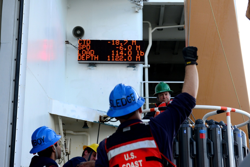 Coast Guard Cutter Healy crewmembers support oceanographic research during Arctic deployment