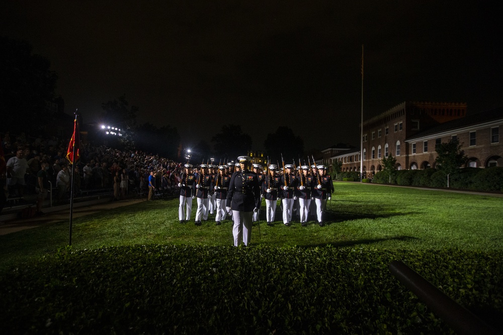 Marine Barracks host retired Marine Corps Generals for final parade of 2021