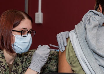 Naval Air Facility Atsugi administers COVID-19 vaccines