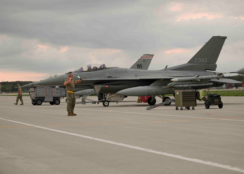 Madison based F-16 Fighting Falcons prepare for takeoff