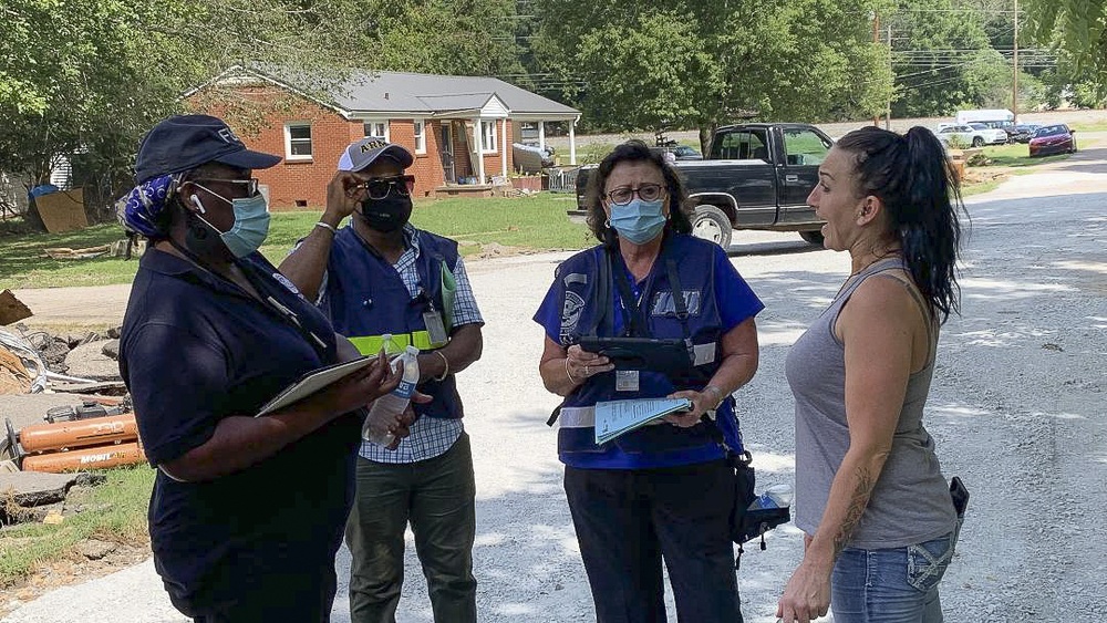 FEMA Visits With Flood Survivor in Tennessee