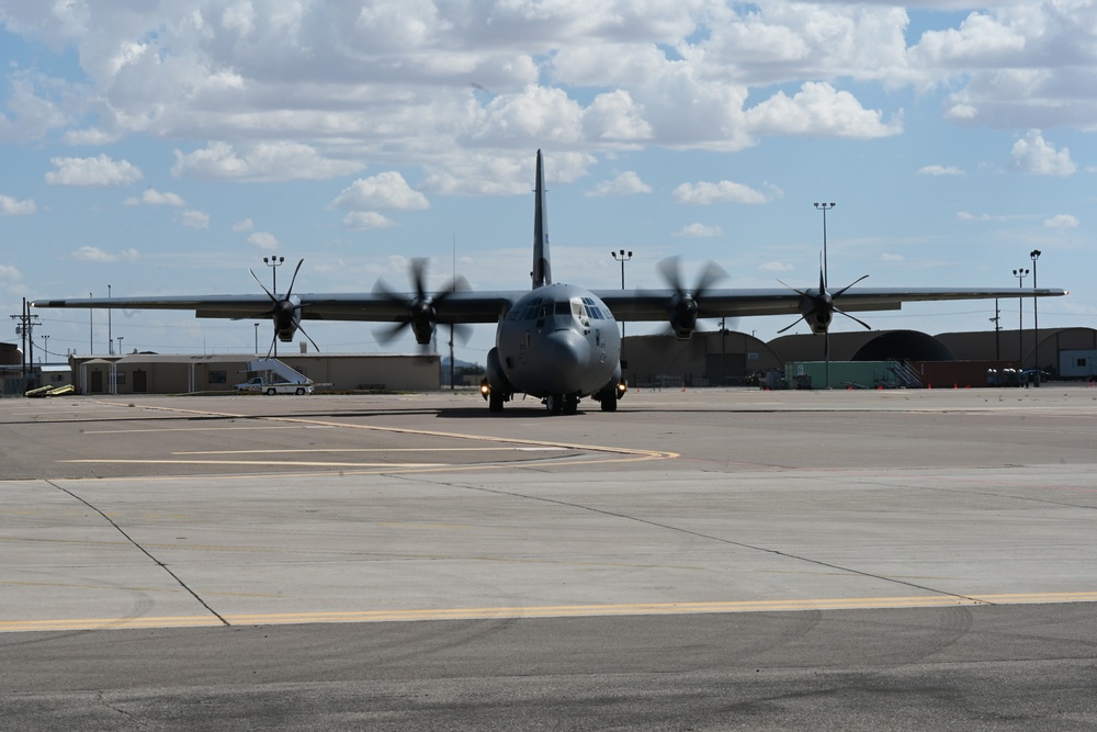 Holloman welcomes Afghan evacuees
