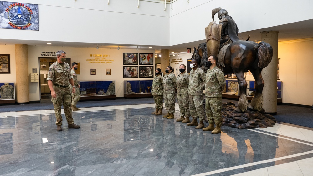 III Corps DCG recognizes Soldiers for excellence