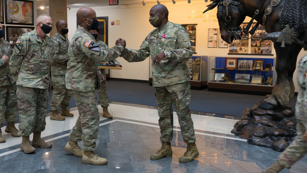 III Corps DCG recognizes Soldiers for excellence