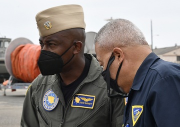 REGCOM, Rear Adm. Stephen visits Port Hueneme