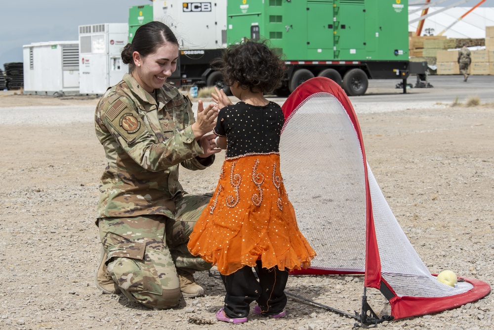 Task Force – Holloman entertains Afghan children
