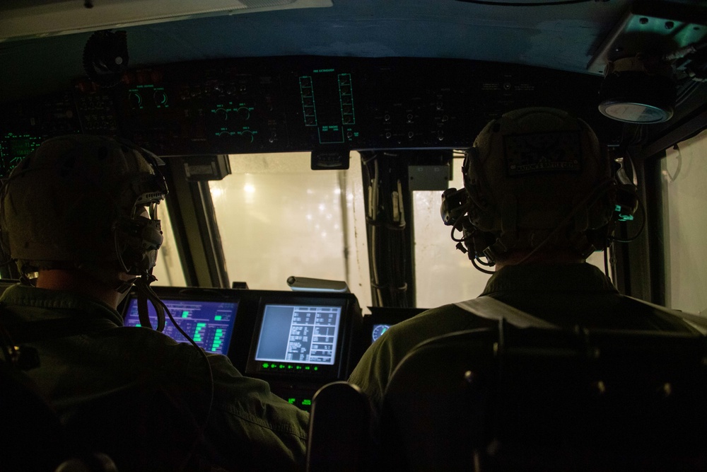 USS Portland (LPD 27) LCAC Operations