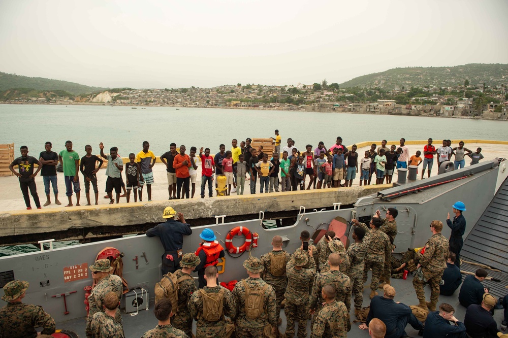 Arlington Sailors And Marines Deliver Aid To Jeremie