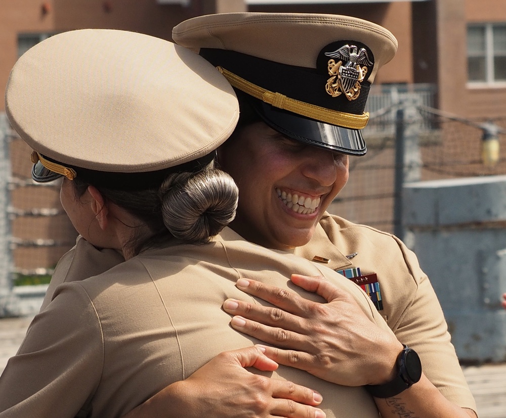 Naval Museum hosts a commissioning ceremony