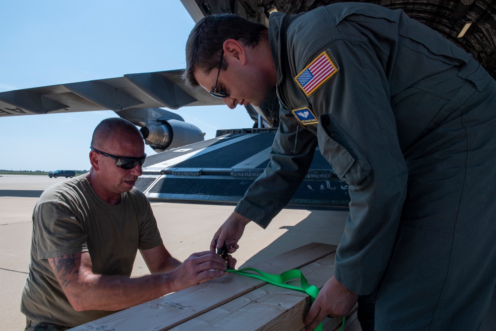 167th Airlift Wing trains with B Company 1/224th Aviation