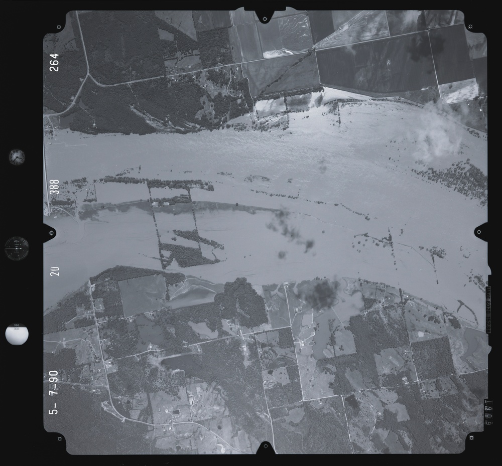 081139.041 - Arkansas River Flood.388.2