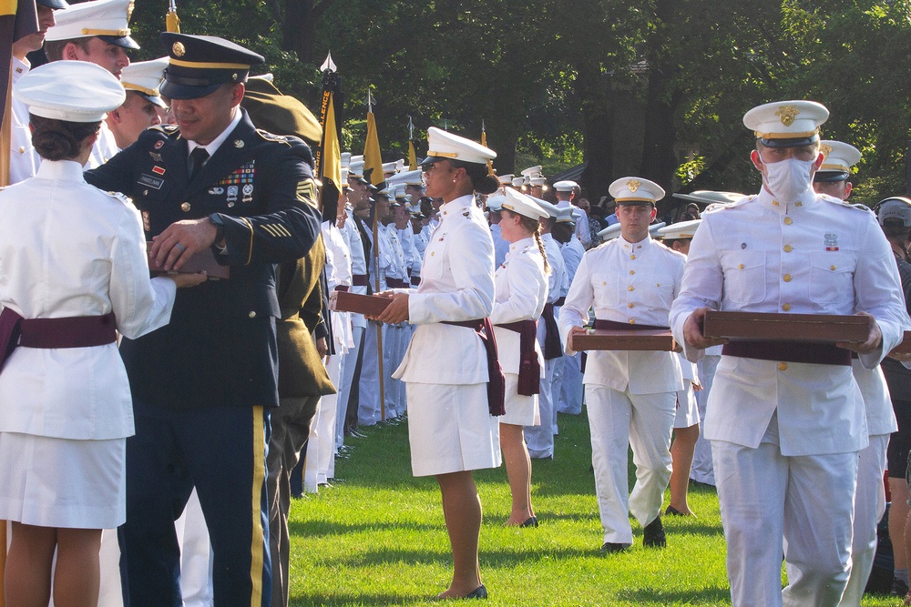 The ring to solidify them all: Class of 2022 cadets rejoice during Ring Ceremony