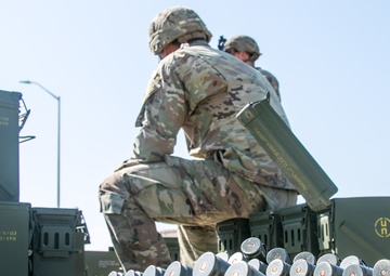 'Dagger' Soldiers Gun For Top Spot