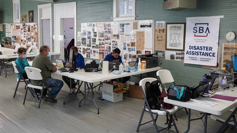 SBA Working With Survivors at Tennessee Multi-Agency Recovery Center