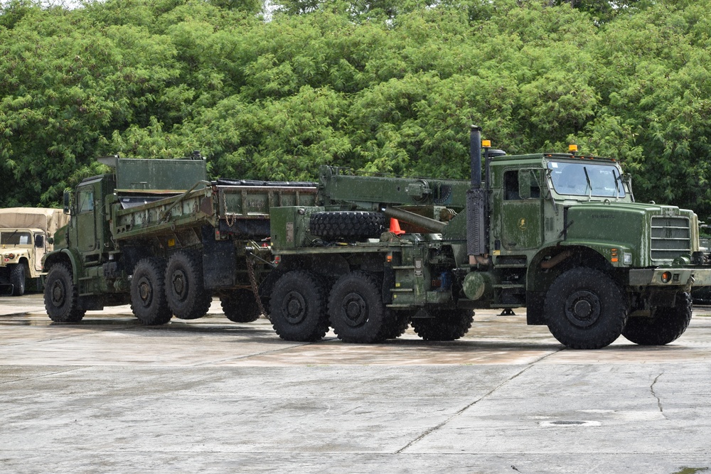 NMCB 1 DET Guam Vehicle Recovery