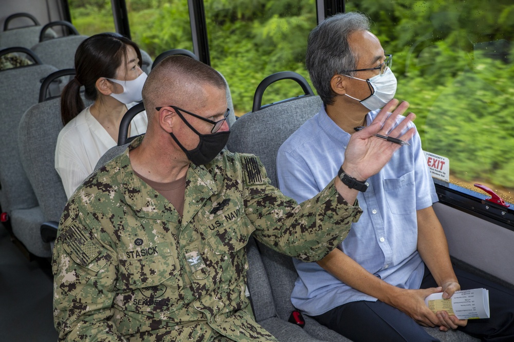 JRM Commander and the Consul General of Japan in Hagåtña visit MCB Camp Blaz