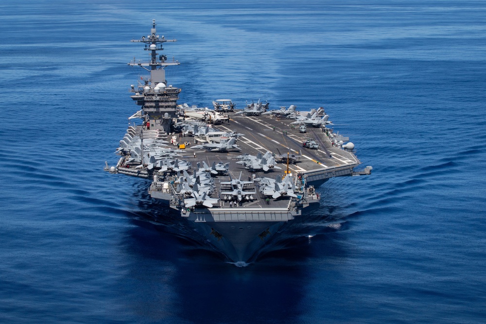 USS Carl Vinson (CVN 70) Transits the Pacific Ocean