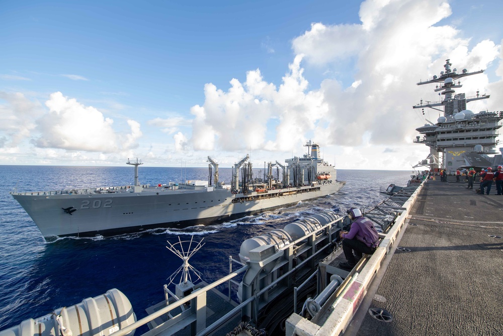 USS Carl Vinson (CVN 70) Conducts Refueling-at-Sea