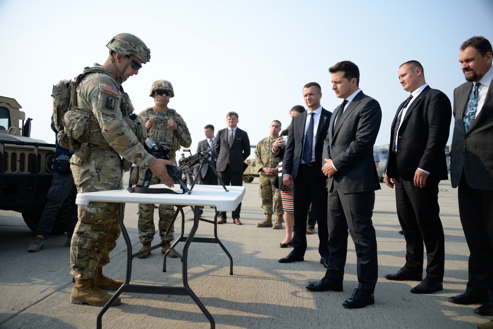 President of Ukraine visits 129th Rescue Wing