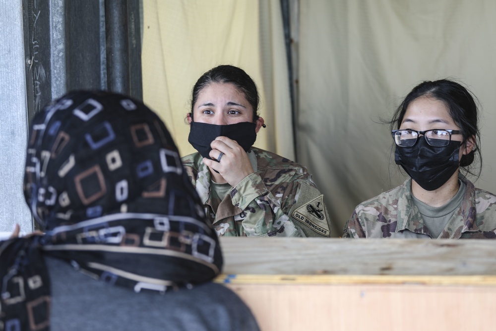 Afghan evacuees receive assistance at Fort Bliss’ Doña Ana Complex