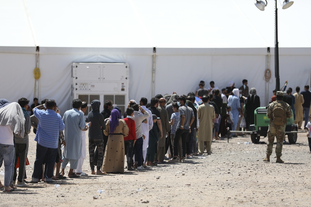 Serving hot meals to Afghan evacuees