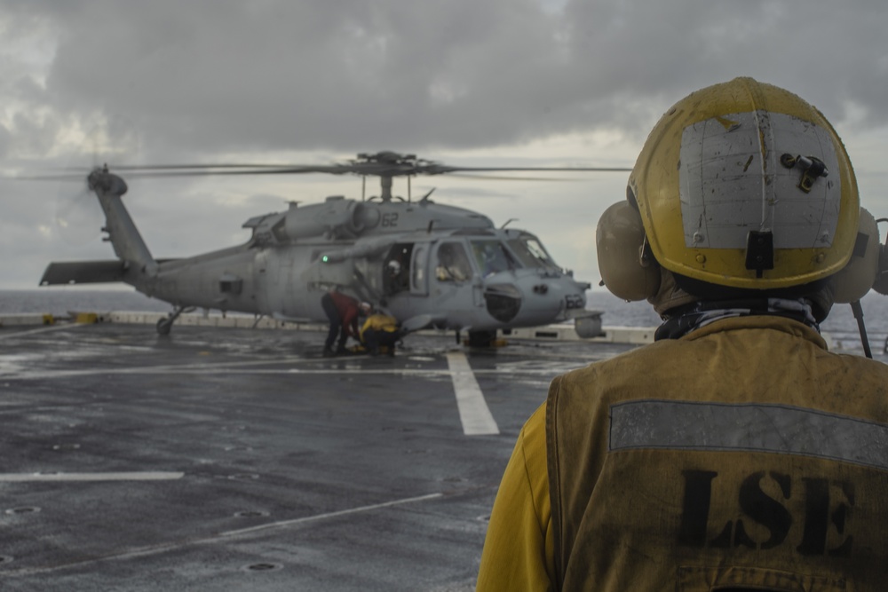 USS Portland (LPD 27) MH-60S flight ops