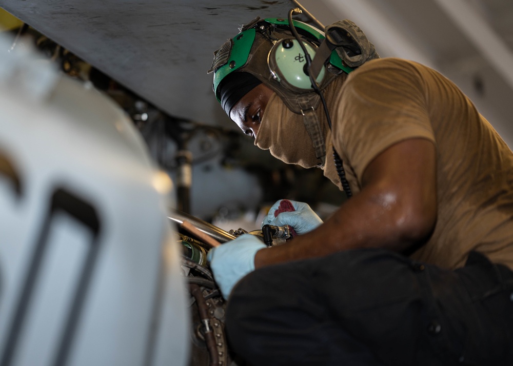 USS ESSEX Underway Operations