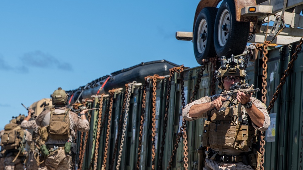 11th MEU ADRD Marines conduct ship clearing drills aboard USS Pearl Harbor