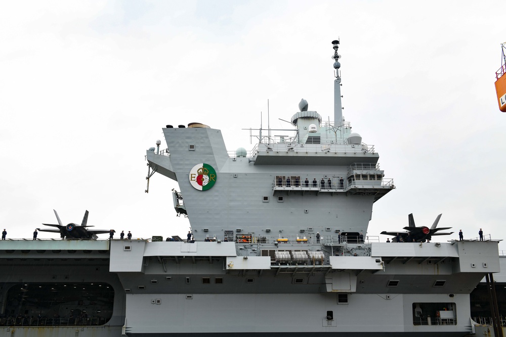 210904-N-ON904-1106  YOKOSUKA