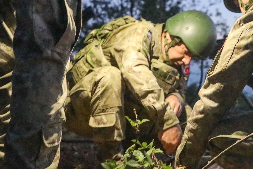 Turkish Coy Monitor the Administrative Boundary Line