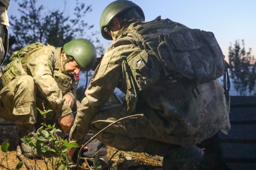 Turkish Coy Monitor the Administrative Boundary Line