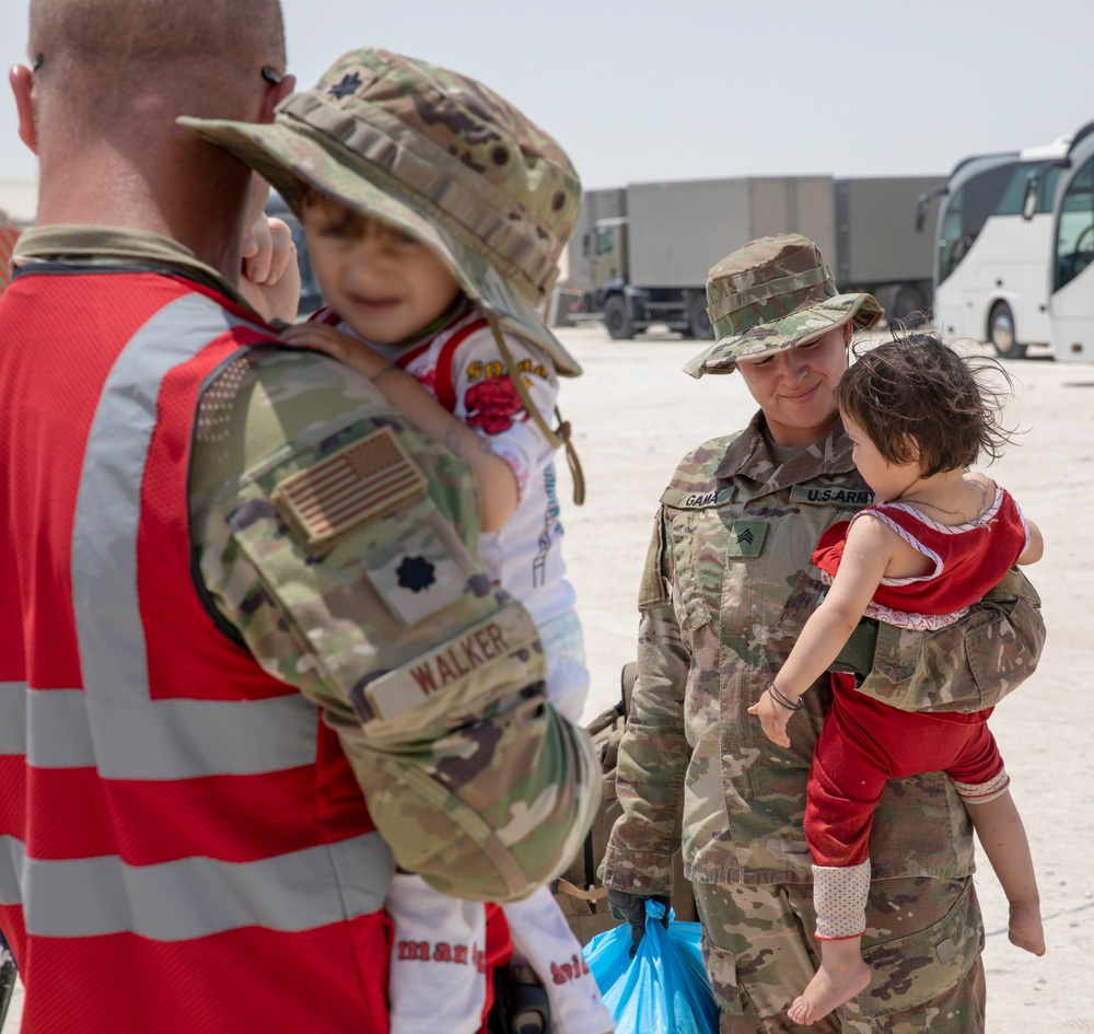 Service Members support Afghanistan Evacuation efforts in Qatar