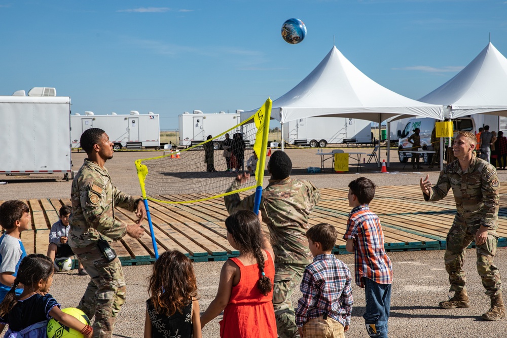 Task Force – Holloman entertain Afghan children