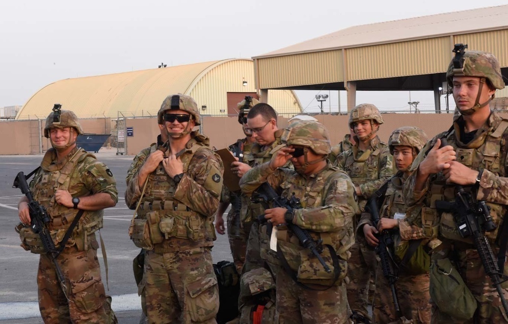 Red Bull Soldiers arrive in Kuwait from Afghanistan