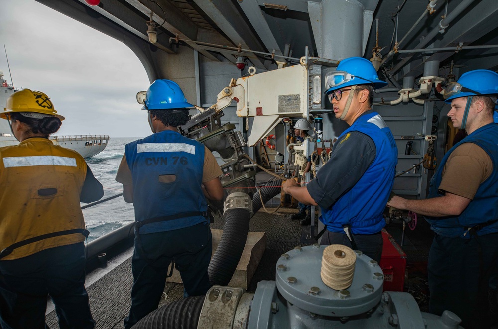 USS Ronald Reagan (CVN 76) Replenishment-at-Sea