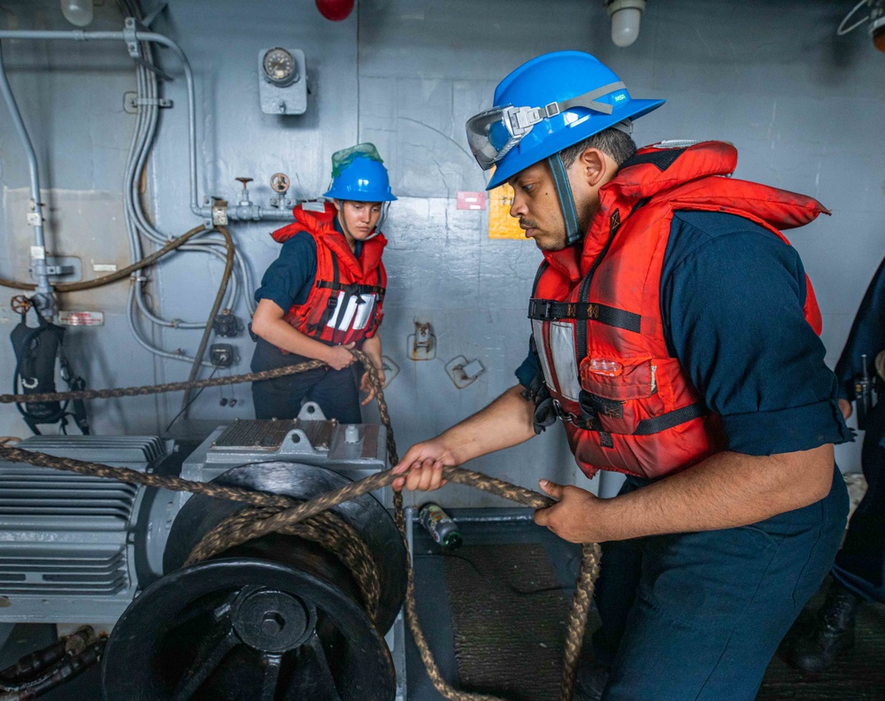 USS Ronald Reagan (CVN 76) Replenishment-at-Sea