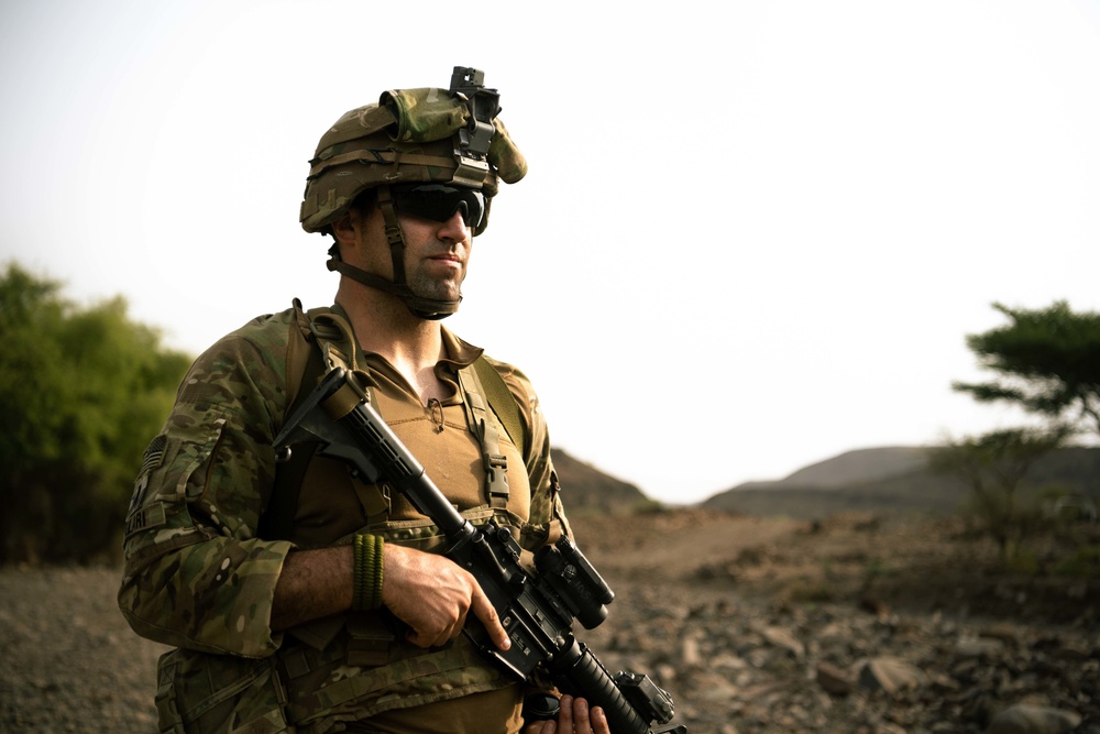 U.S. service members train in hottest country in the world for French Desert Commando Course