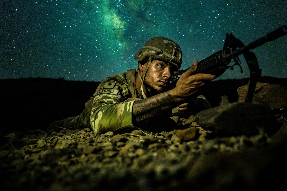 U.S. service members train in hottest country in the world for French Desert Commando Course