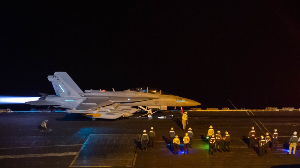 USS Carl Vinson (CVN 70) Conducts Flight Operations