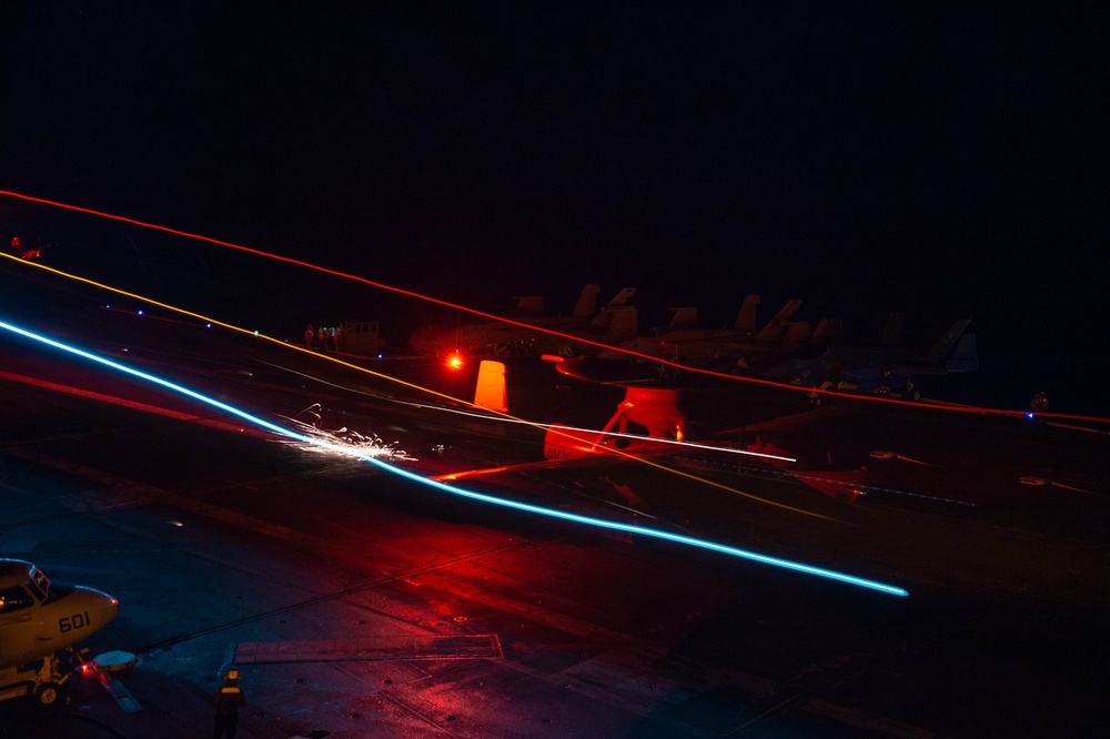 USS Carl Vinson (CVN 70) Conducts Flight Operations