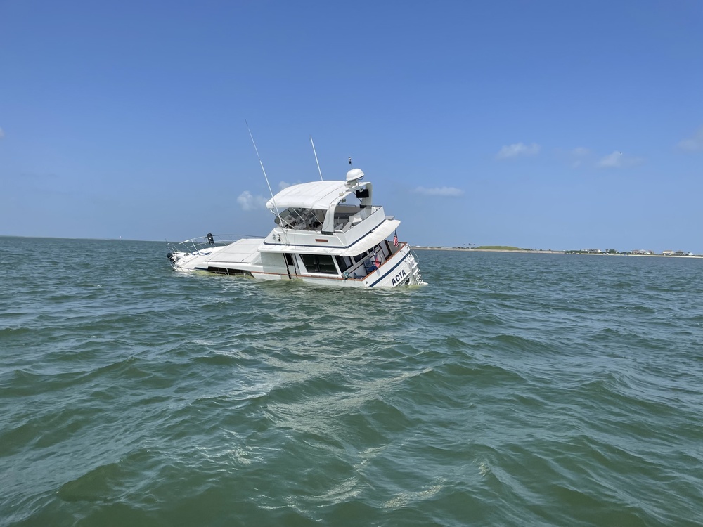 Coast Guard rescues 4 from yacht taking on water near Bolivar Peninsula, Texas